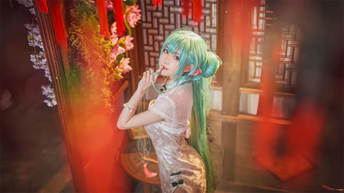 Read more about the article Shika小鹿鹿 – 初音韶华